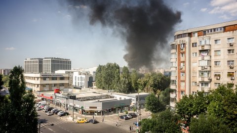 Incendiu în cartier - Calea Văcărești