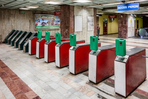 Turnicheții vechi - Stația de metrou Tineretului