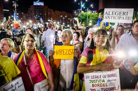 Protest anticorupție - Piața Victoriei