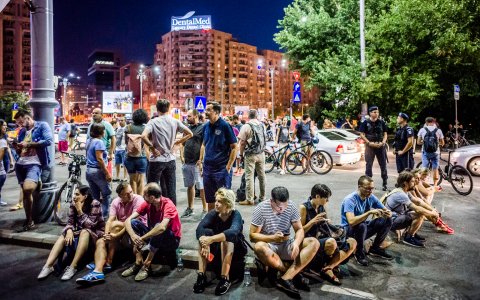 Protest anticorupție - Piața Victoriei