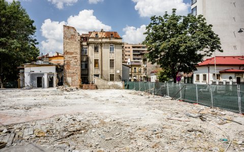 Zonă demolată - Strada Mihai Eminescu