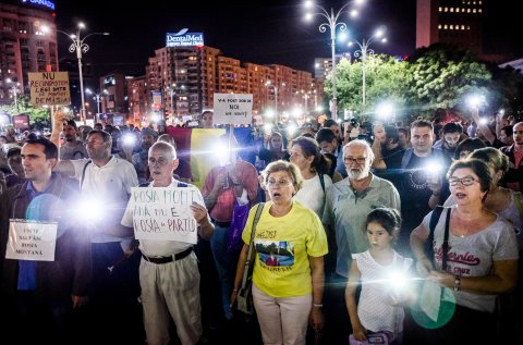 Protest Roșia Montană - Piața Victoriei