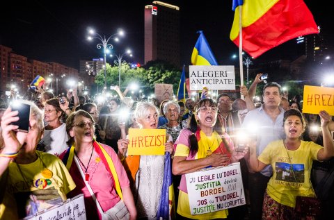 Protest anticorupție - Piața Victoriei