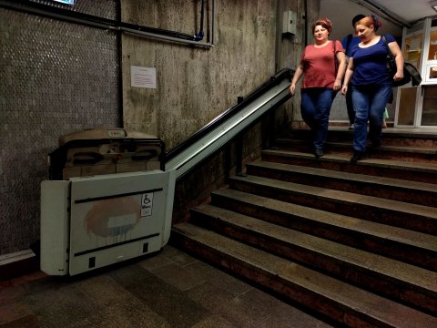 Statia de metrou Aviatorilor