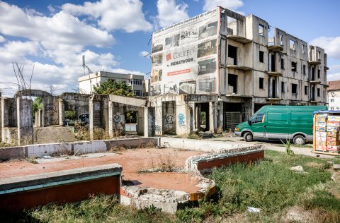 Șantier abandonat - Popești-Leordeni