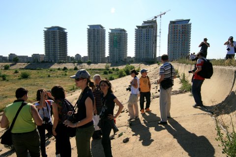 Parcul Natural Vacaresti - Delta din Bucuresti - blocurile Asmita Garden