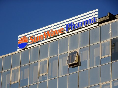 Sun Wavw Pharm - firme din zona corporatista Pipera