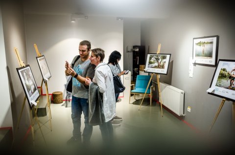 Expoziția „Un salt în viitorul fotografiei“, de Eli Driu - Bucharest Photo Week - Gallery - Strada Leonida