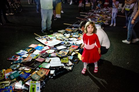 Protest „Biblioteca pentru Pop” - Piața Victoriei