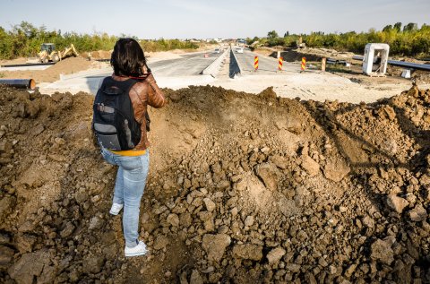 Șantier - Viitoarea autostrada - Strada Petricani