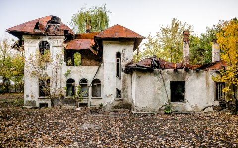 Casă abandonată - Parcul Tineretului