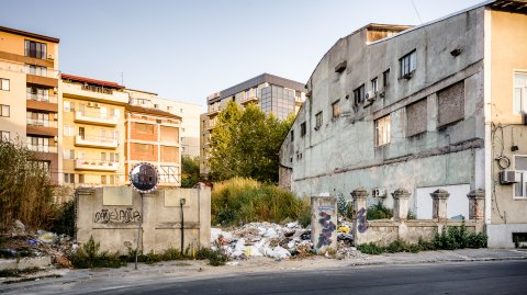 Ruine - Strada Ion Minulescu