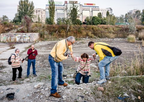 În excursie - Șantier abandonat - Cântarea României