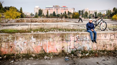 Maidan - Șantier abandonat - Cântarea României