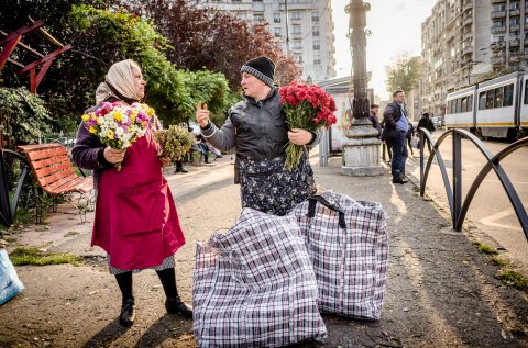 Vânzători de flori - Bulevardul Regina Maria