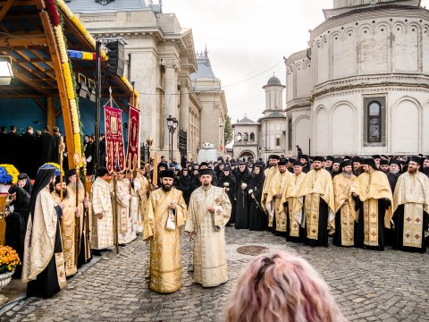 În așteptarea Patriarhului Kirill