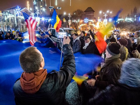 Protest împotriva corupției - Piața Victoriei