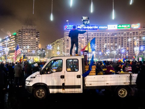 Protest împotriva corupției - Piața Victoriei