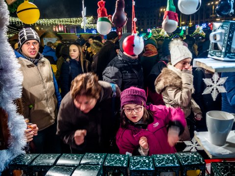 Târgul de Crăciun - Piața Constituției