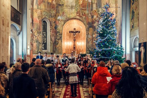 Cor de Craciun in Biserica Italiana