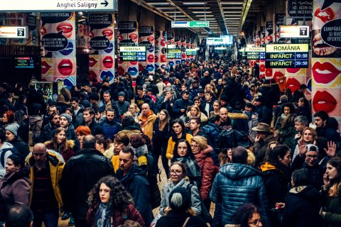 Ora de varf la metrou Unirii 1