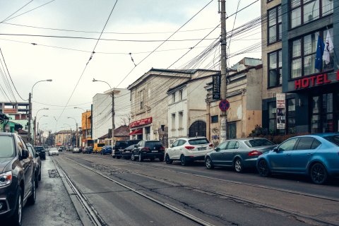 Calea Calarasilor aproape de Hala Traian