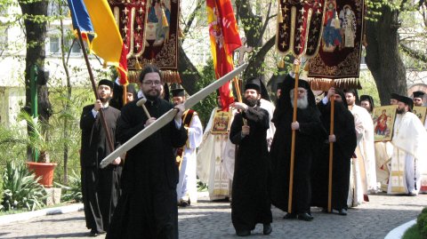 Procesiune Pasti Manastirea Radu Voda