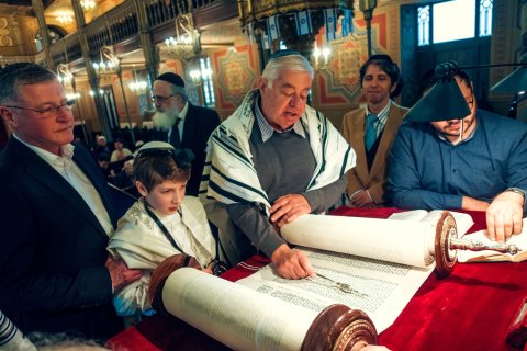 Bar mitzvah Templul coral