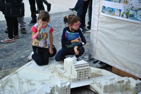 Noaptea cercetatorilor europeni 2016, stand Universitatea de Arhitectura si Urbanism 