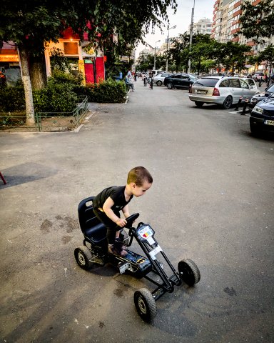 2 în 1 - Poliția + Batman - Calea Moșilor