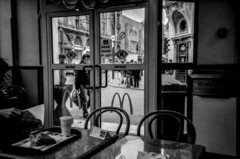 Interior - McDonald's Elisabeta