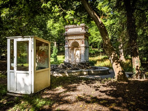 Fântâna Cantacuzino - Parcul Carol