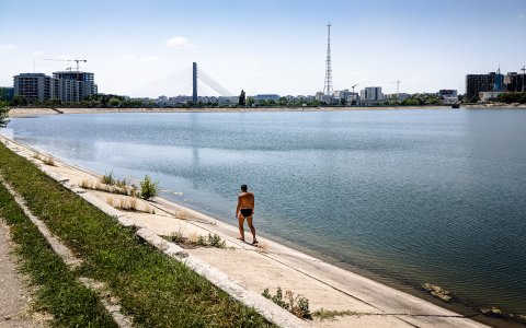 La plajă - Lacul Morii