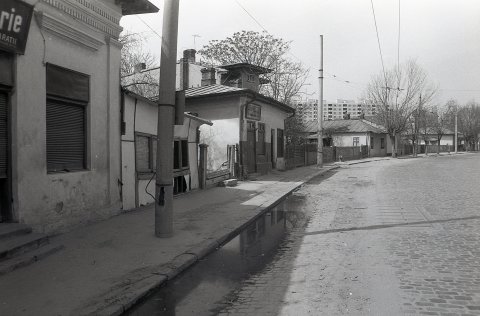 Prăvălii - Calea Văcărești