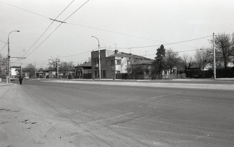 Calea Văcărești vedere către șoseaua Mihai Bravu