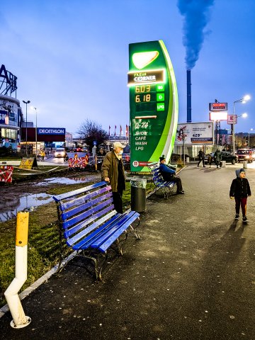 Stație de autobuz - Strada Turnu Măgurele