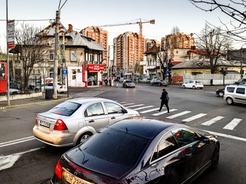 Intersecție - Bd. Burebista - Calea Dudești