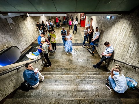 Fuga de ploaie - Stația de metrou Costin Georgian