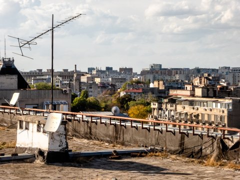 Terasă de bloc - Strada Eforie