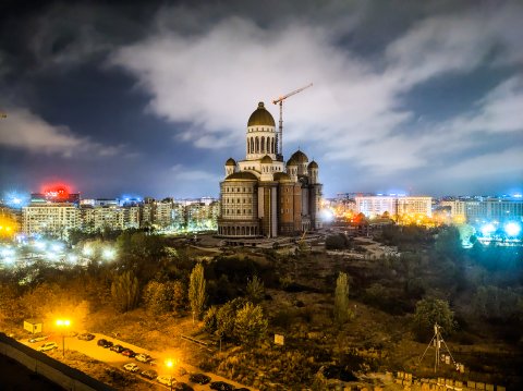 Catedrala Mântuirii Neamului văzută de la MNAC