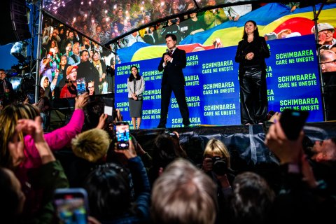 România în Lumină - Meeting susținere Nicușor Dan