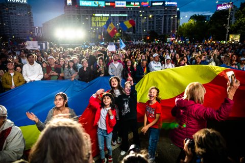 România în Lumină - Meeting susținere Nicușor Dan