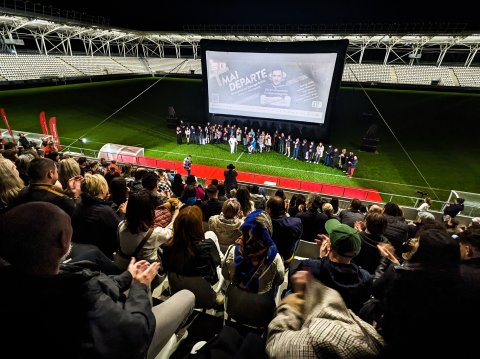 Premieră film - Mai Departe - Stadionul Arcul de Triumf